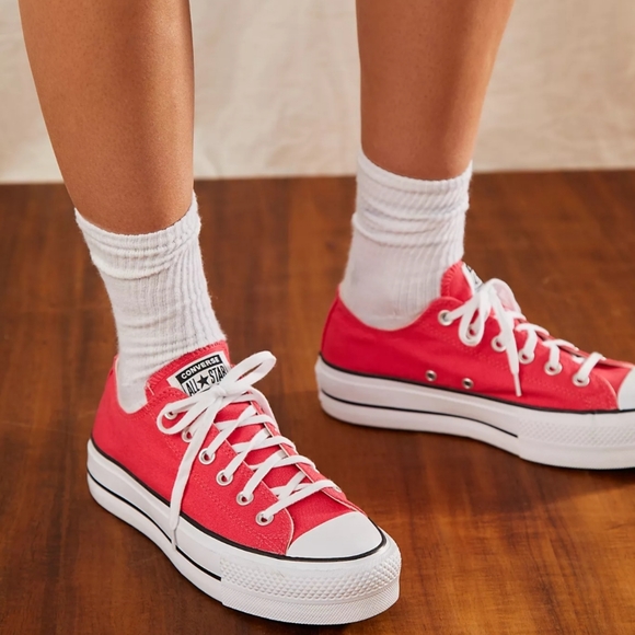 Converse Shoes - NIB CONVERSE Chuck Taylor All Star Platform Sneakr
